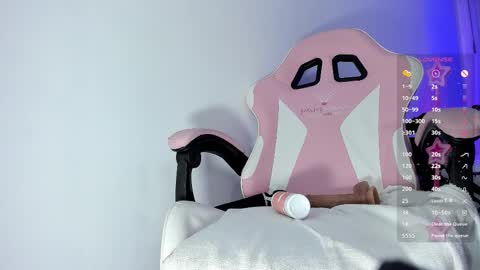 Snapshot of kendallwettt chatting on 02-24-26, 08:18 Kendall online show from 02-24-26, 08:18