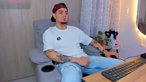 kendel_dimitri online show from 10-16-25, 02:34