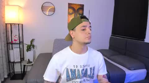 Snapshot of kendel_dimitri chatting on 07-04-26, 04:40 kendel_dimitri online show from 07-04-26, 04:40