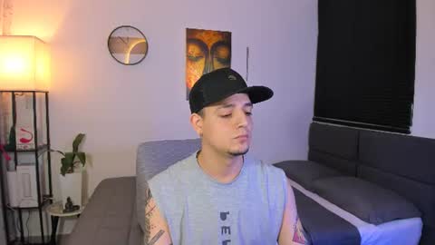 Snapshot of kendel_dimitri chatting on 07-10-26, 06:07 kendel_dimitri online show from 07-10-26, 06:07