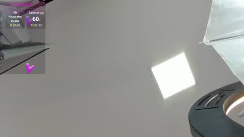 Snapshot of kendra_london chatting on 06-25-26, 11:15 Kendra London online show from 06-25-26, 11:15