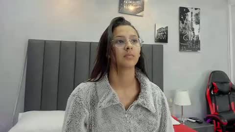 Snapshot of kendra_london chatting on 07-06-26, 11:07 Kendra London online show from 07-06-26, 11:07