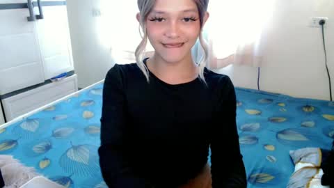 kendra_lunaxx online show from 06-19-26, 06:40