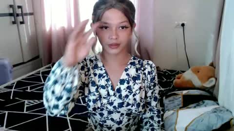 kendra_lunaxx online show from 06-29-26, 08:09