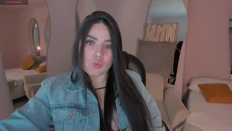  K E N D R A  online show from 04-09-26, 03:17
