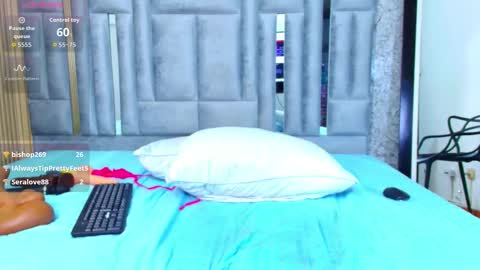 Kendra Foster online show from 12-05-25, 08:01