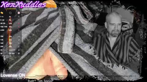 Snapshot of kenkuddles chatting on 09-30-25, 02:27 Ken Kuddles online show from 09-30-25, 02:27