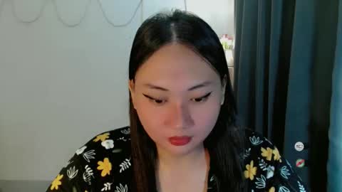 Snapshot of kennaxx69 chatting on 04-21-26, 10:45 kennaxx69 online show from 04-21-26, 10:45
