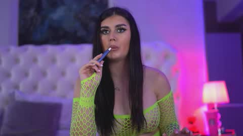 Kendra online show from 11-04-25, 03:44