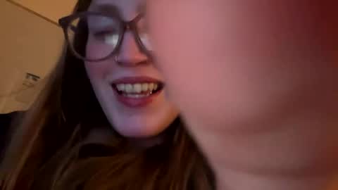 Kennedi online show from 02-12-25, 08:59