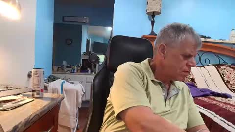 Snapshot of kent_ham chatting on 04-02-26, 11:24 kent_ham online show from 04-02-26, 11:24