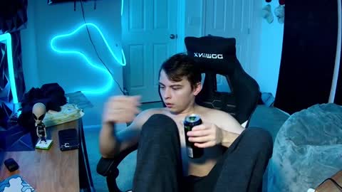 Drake online show from 12-12-24, 03:43