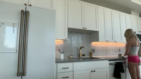 kenziesmithh online show from 03-02-26, 09:43