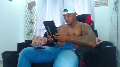 Snapshot of kerlinn2711 chatting on 12-11-24, 07:46 dany wolf002 online show from 12-11-24, 07:46