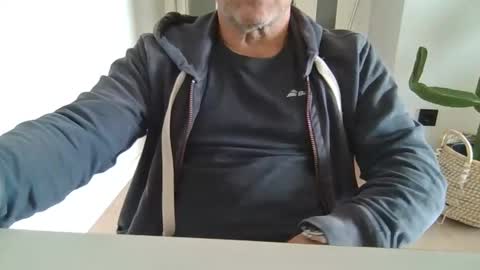 Anton online show from 05-01-26, 09:36