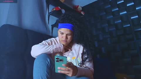 KESHA online show from 01-09-26, 09:45