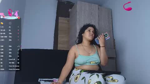 KESHA online show from 03-07-26, 05:26