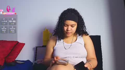 Snapshot of kesha_rosse_ chatting on 06-26-26, 07:35 KESHA online show from 06-26-26, 07:35