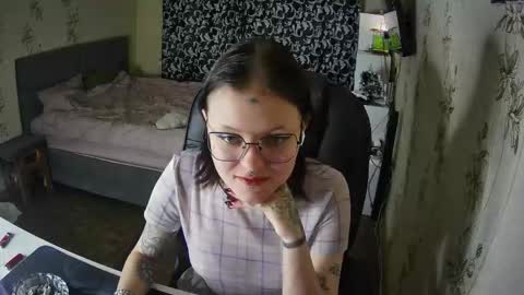 Kati online show from 01-14-26, 02:12