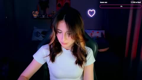 Snapshot of keti_moon chatting on 10-22-25, 05:34 Keti 3 online show from 10-22-25, 05:34