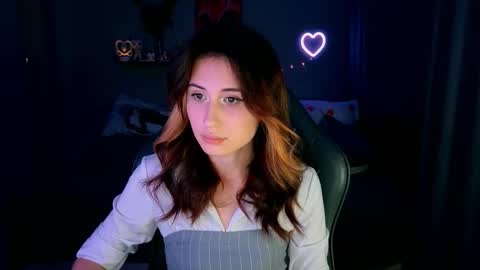 Snapshot of keti_moon chatting on 10-28-25, 05:37 Keti 3 online show from 10-28-25, 05:37