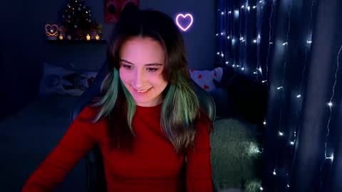 Snapshot of keti_moon chatting on 12-16-25, 05:18 Keti 3 online show from 12-16-25, 05:18