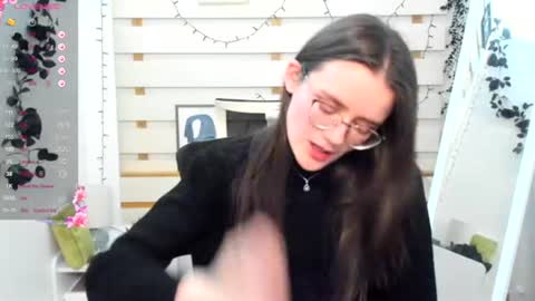 Ketrin online show from 12-20-25, 08:49