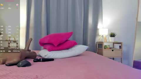 kettyIm a simple girl who likes gifts Lovense is activeThere are legends that in this room all your wish can come true online show from 11-08-25, 09:24