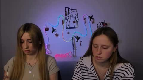 keuli_li online show from 01-05-26, 05:27