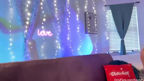 KeutyPie online show from 05-15-26, 03:52
