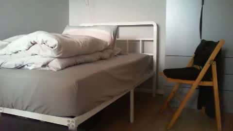 Snapshot of kevee1955 chatting on 02-12-26, 12:33 Daddyo online show from 02-12-26, 12:33