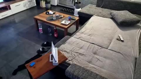 Snapshot of kevin8414 chatting on 01-21-25, 06:23 Nicoalone14 online show from 01-21-25, 06:23