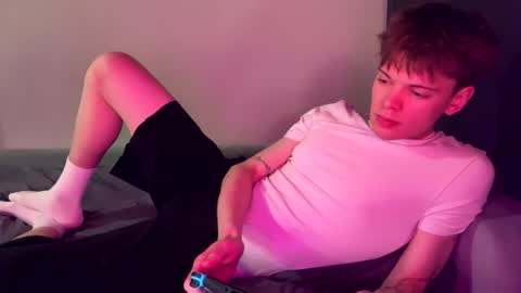 Snapshot of kevin_bucks chatting on 03-03-26, 02:34 Kevin online show from 03-03-26, 02:34