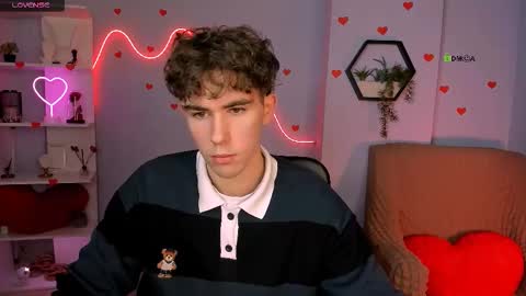 kevin_nix_ online show from 02-10-26, 06:39