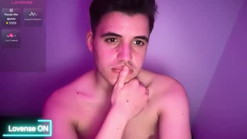 Snapshot of kevinxeuro chatting on 11-18-25, 11:26 Kevin online show from 11-18-25, 11:26