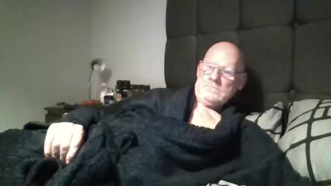 kevlooking4sez online show from 12-26-24, 01:29