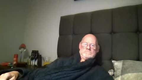kevlooking4sez online show from 10-02-25, 12:28
