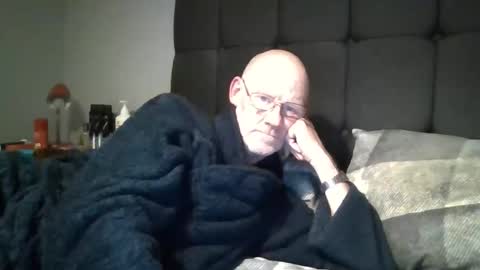 kevlooking4sez online show from 10-10-25, 12:09