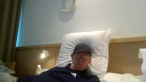 Snapshot of kevlooking4sez chatting on 05-05-26, 11:51 kevlooking4sez online show from 05-05-26, 11:51