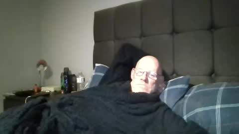 Snapshot of kevlooking4sez chatting on 06-07-26, 12:48 kevlooking4sez online show from 06-07-26, 12:48