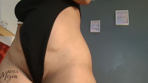 Keyla  online show from 10-25-25, 12:02