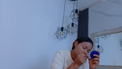 Snapshot of keyla_mejia chatting on 06-14-26, 12:07 Keyla online show from 06-14-26, 12:07