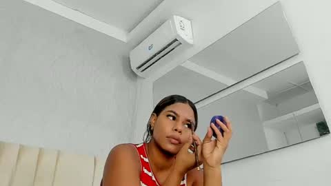 Snapshot of keyla_mejia chatting on 07-12-26, 12:18 Keyla online show from 07-12-26, 12:18