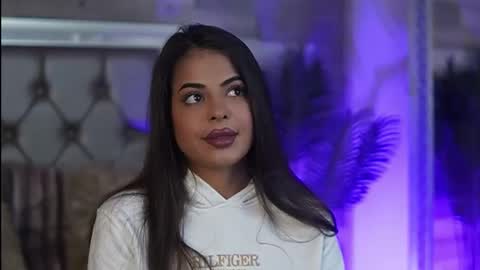 keylaconner online show from 10-14-25, 03:51