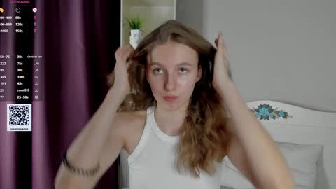 Snapshot of keylalong chatting on 01-21-25, 11:24 Hi Im Mary Glad to see you in my room PVT is open online show from 01-21-25, 11:24