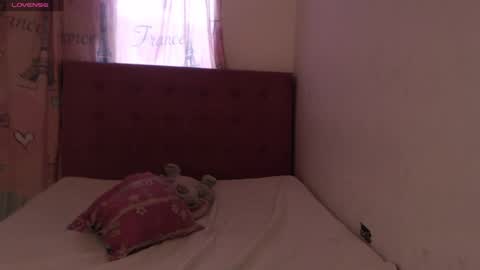 Snapshot of keylli_brownss chatting on 02-01-25, 10:34 Keylli online show from 02-01-25, 10:34