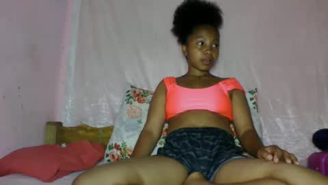 khaissa online show from 12-21-25, 01:40