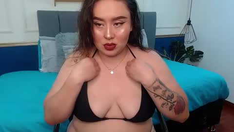 Snapshot of khalia_ chatting on 06-24-26, 04:39 K H A I L A online show from 06-24-26, 04:39