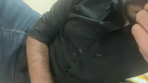 Snapshot of khaqan4u chatting on 10-31-25, 06:20 khaqan4u online show from 10-31-25, 06:20