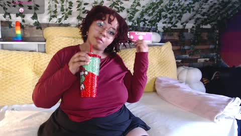 Snapshot of khayaparker chatting on 01-14-25, 01:49 Khaya online show from 01-14-25, 01:49